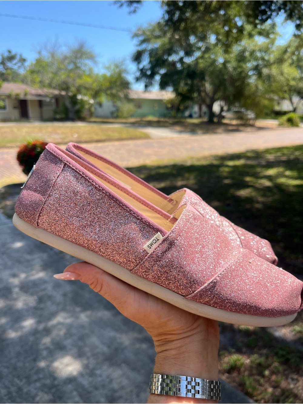 Toms Glitter Slip-On Flats in Sparkling Pink
